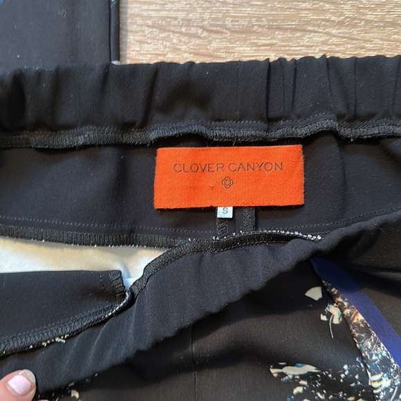 EUC Clover Canyon Pattern Pants elastic waist - Picture 4 of 5